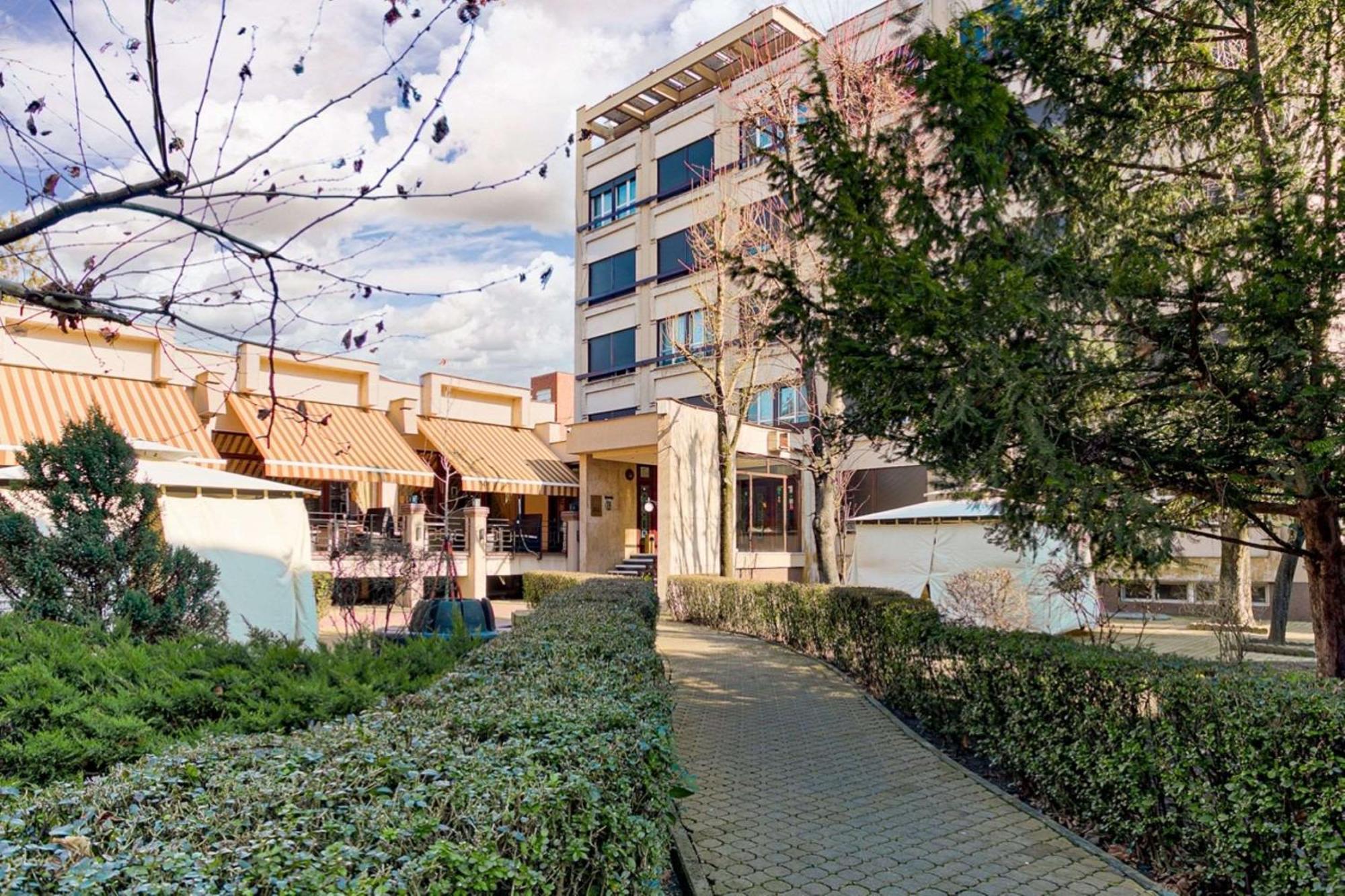 Best Western Central Hotel Arad Exterior foto