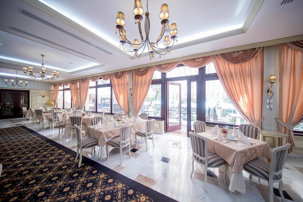 Best Western Central Hotel Arad Exterior foto